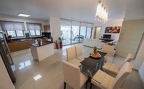 Skylight Megaron